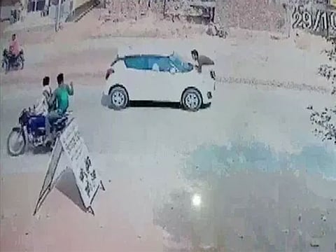  A constable was dragged on the bonnet by a car driver in Aligarh.