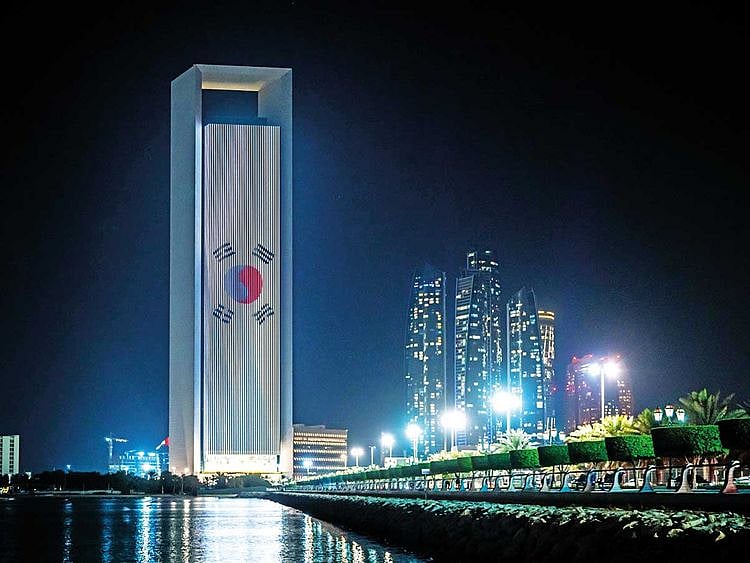 Energy-Section---Korean-national-flag-on-ADNOC-building-FOR-WEB