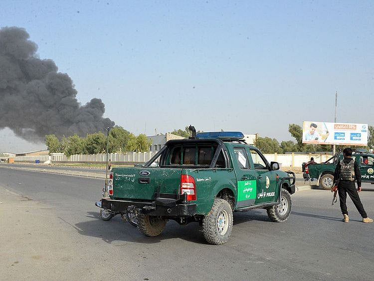 Suicide car bomber kills 4 and injures 40 in Afghanistan