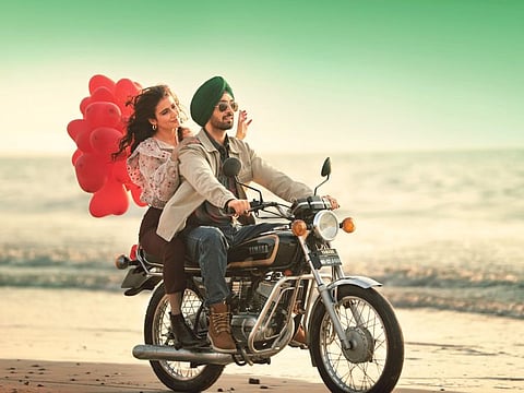 Fatima Sana Shaikh and Diljit Dosanjh in ‘Suraj Pe Mangal Bhari’.