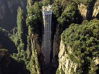 World's highest lift zips tourists up China's 'Avatar' cliff