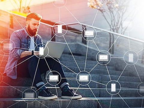 What are the legal risks investors need to watch out for when investing in virtual assets?