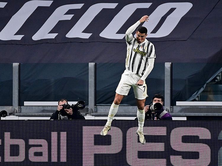 Ronaldo scored twice against Cagliari