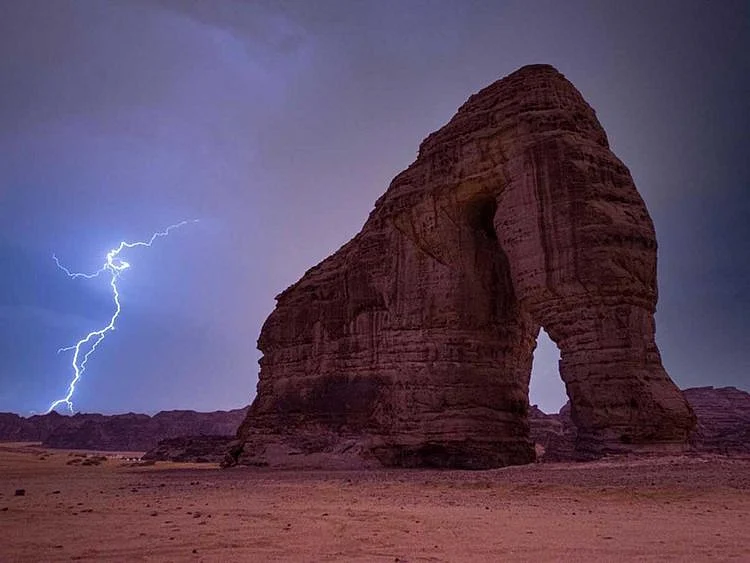 20201123 al ula 1