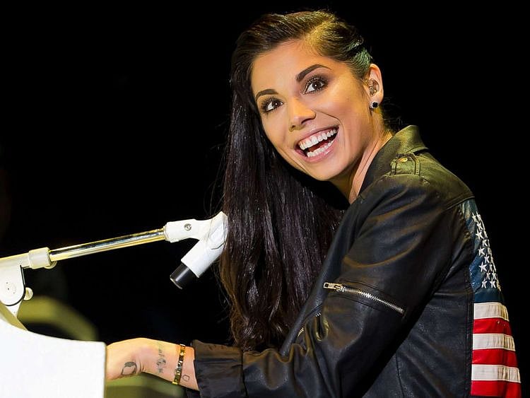 TAB Christina Perri-1606309395943