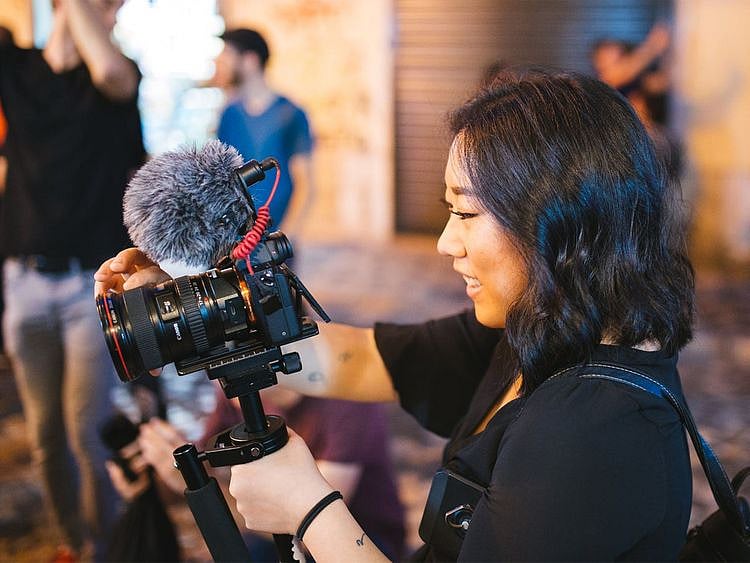 Photography, videography rules for vloggers in the UAE
