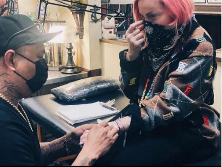 Madonna 1-1607409731352