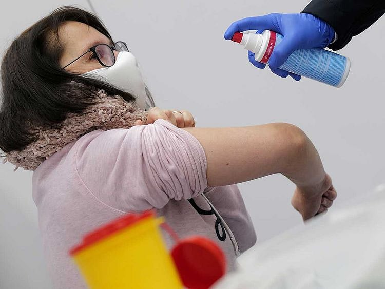 Germany volunteers covid