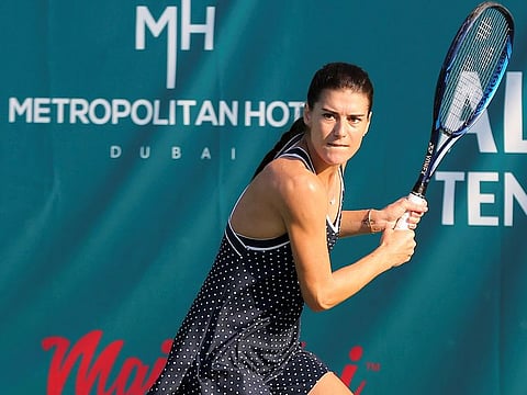 Sorana Cirstea defeats brave Katerina Siniakova to claim the Al Habtoor tennis title