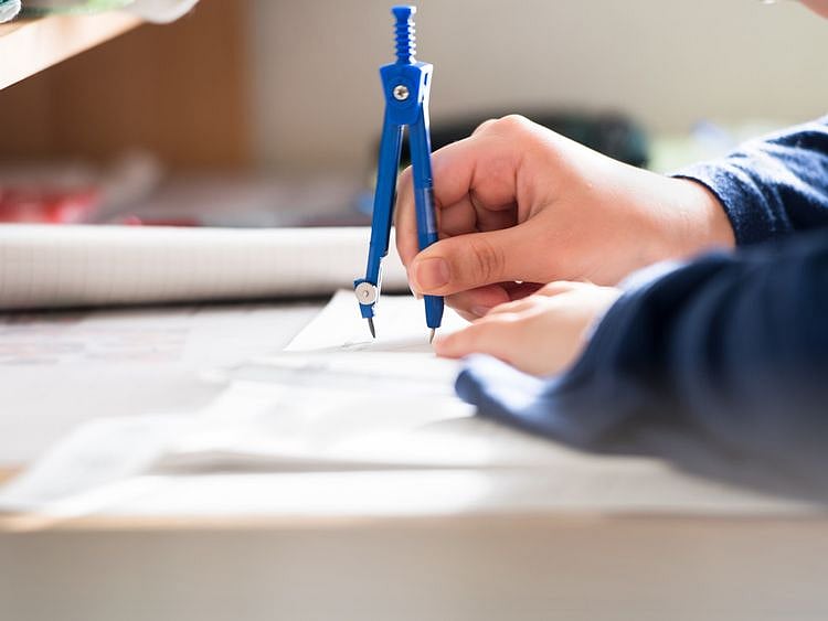NAT shutterstock_MATHS-1607862068622