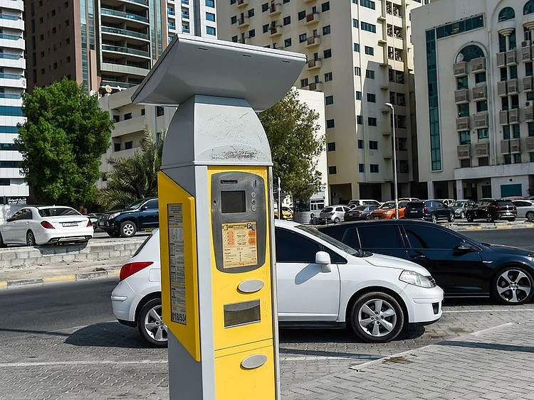 Stock Paid parking Sharjah