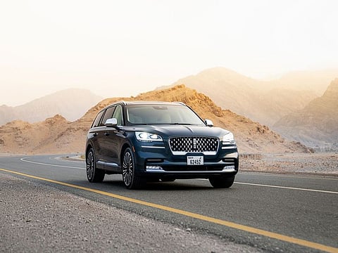 The dignified yet sedate looks of the Aviator belies the powerful twin-turbocharged 3.0-litre V6 engine, with its 400 horsepower and 563Nm output. 