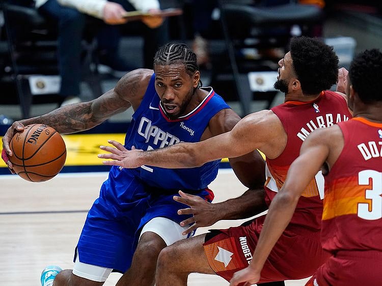 Kawhi Leonard overcame a bloodied face to help the LA Clippers defeat Denver Nuggets