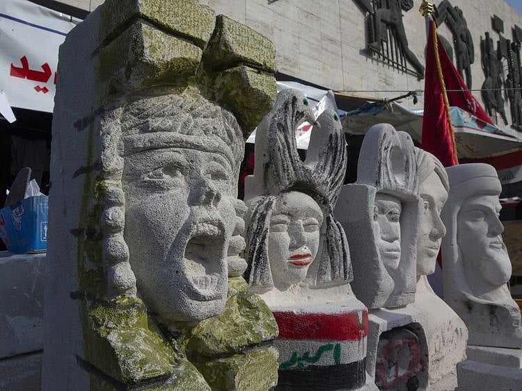 Copy of Iraq_Protest_Art_68786.jpg-09853-1577605391004
