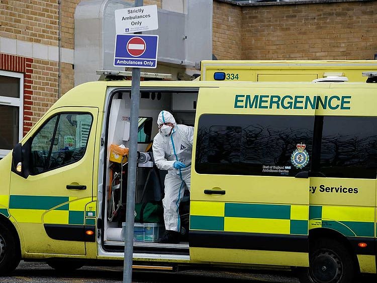 UK ambulance covid
