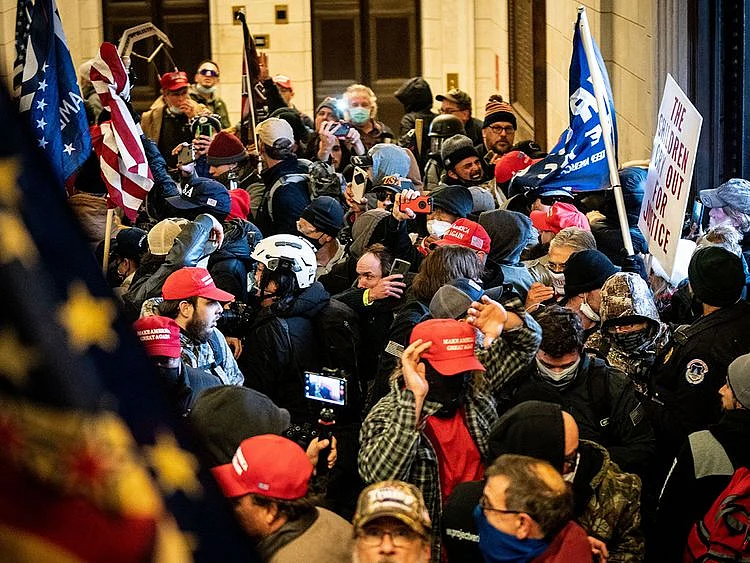 CAPITOL-RIOT-LIVESTREAM-(Read-Only)