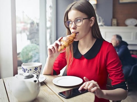 Deathly silence in a dining establishment can be a resounding death knell for it