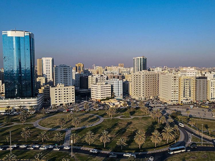 Stock Sharjah Skyline, Al Khan Lagoon