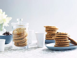 Recipe for chocolate chip cookies
