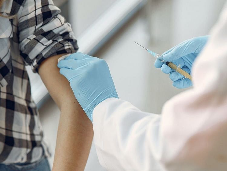Covid-19 vaccine: 16-year-old and above can now get vaccinated in the UAE