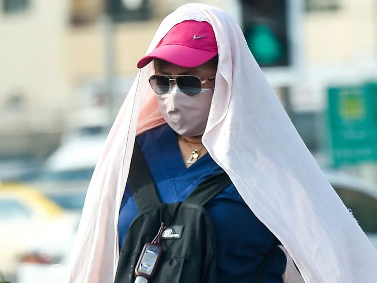 NAT 210104 MASK-1611472694991
