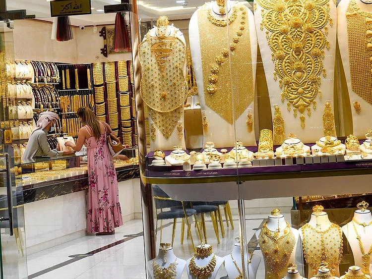 Stock Dubai Gold