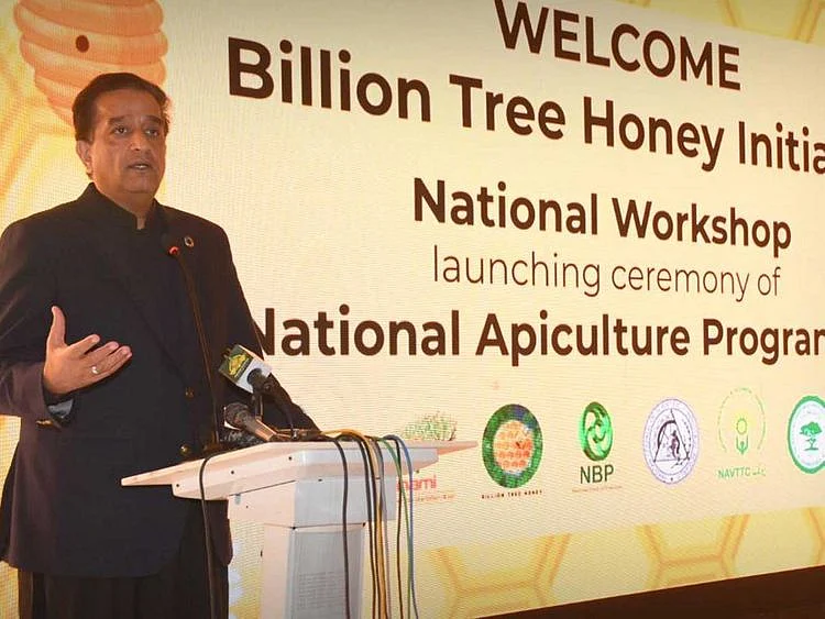 Special Assistant to Prime Minister on Climate Change, Malik Amin Aslam, beekeeping