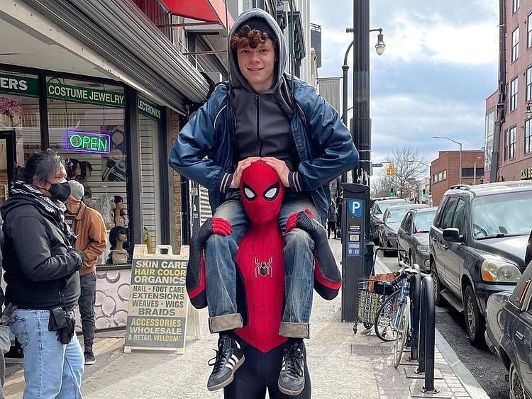 Tom holland
