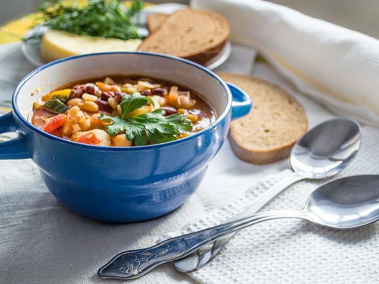 Soups and broths 