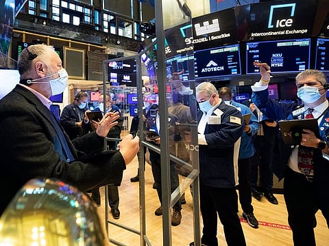 US stocks fell on the week for the first time in a month as accelerating inflation raises concern about the sustainability of the economic expansion.