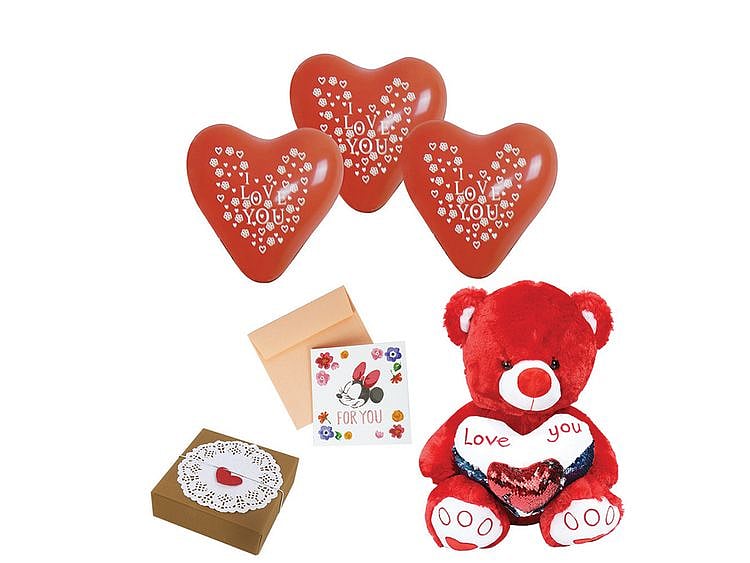 Enjoy your special moments with gifts from Daiso