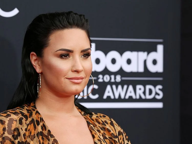 Demi Lovato-1613627264155