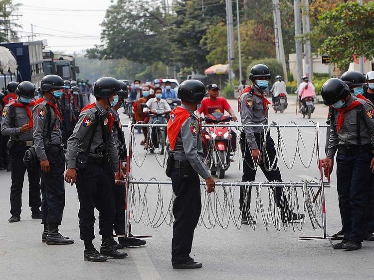 Myanmar police