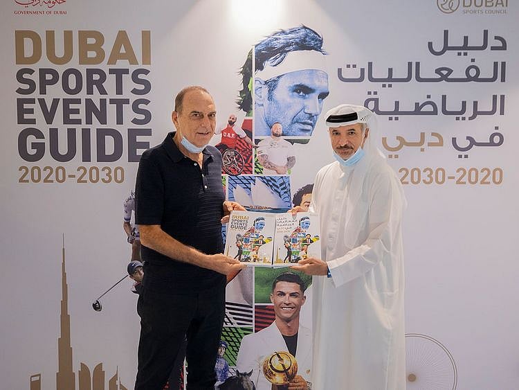 Avram Grant with Dubai Sports Council's Saeed Hareb