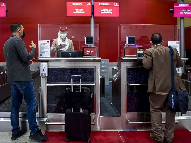 NAT DXB AIRPORT SMART GATE26-1613995924018