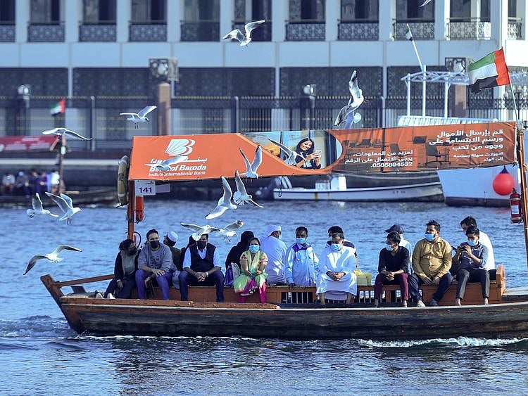 Residents take the abra ride