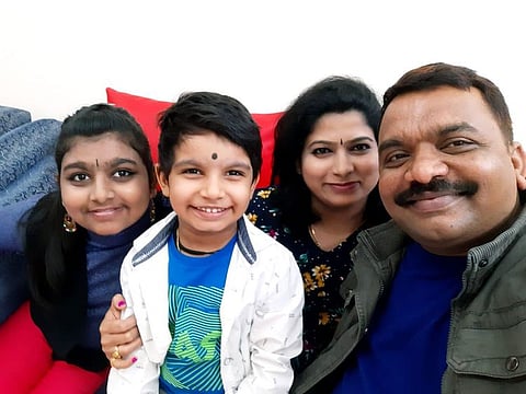Shivamurthy with his wife Shwetha and children Shamitha and Shan.