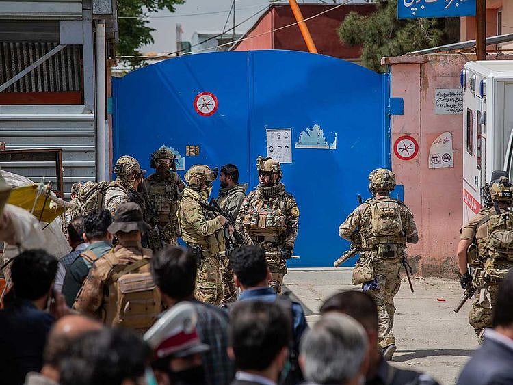 US Afghan forces attack Kabul