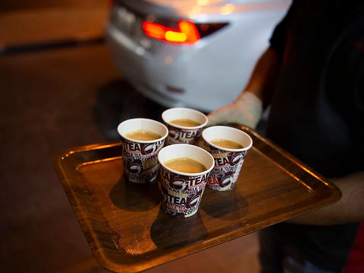 Have you ever tried the Dh1 karak chai from this restaurant on Jumeirah street?