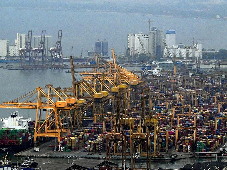 Stock Sri Lanka economy skyline
