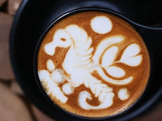 Emirati mystery barista shows how to brew the perfect cup and start a café business during a pandemic