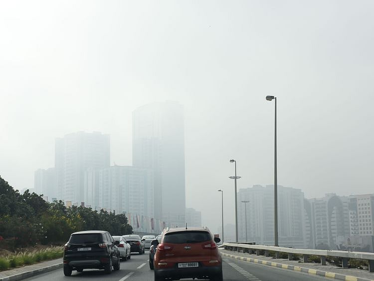 20210408 sharjah fog