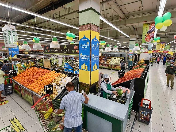 Stock Ramadan Shopping