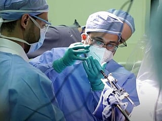 Four Emiratis with Parkinson’s disease receive Deep Brain Stimulation surgeries in Abu Dhabi
