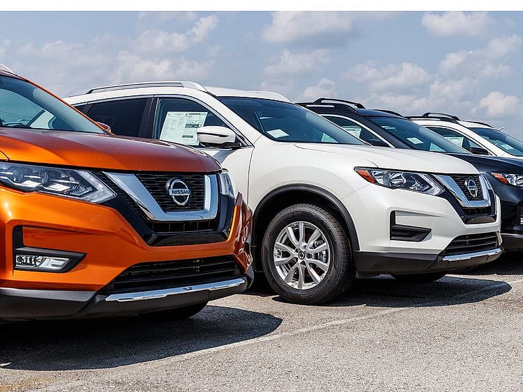 Carswitch.com handles hundreds of customer’s buy and sell requests each month