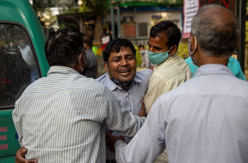 Copy of 2021-04-23T165419Z_1585184154_RC2S1N9YMHE9_RTRMADP_3_HEALTH-CORONAVIRUS-INDIA-HOSPITAL-1619255995717