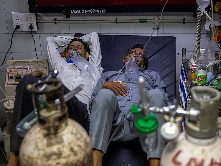 2021-04-16T000143Z_784738759_RC2OWM9UAEA4_RTRMADP_3_HEALTH-CORONAVIRUS-INDIA-VACCINE-(Read-Only)