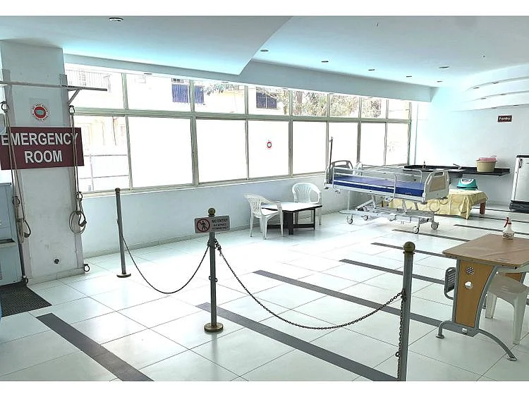  The concept of EMRs in apartments initiated by Manipal Hospitals involves setting aside some space at individual apartments, where all primary equipment including oxygen concentrators, hospital beds, oximeter, CPAP, thermo, nebulizer, and phablet are made available to diagnose health of the patient.