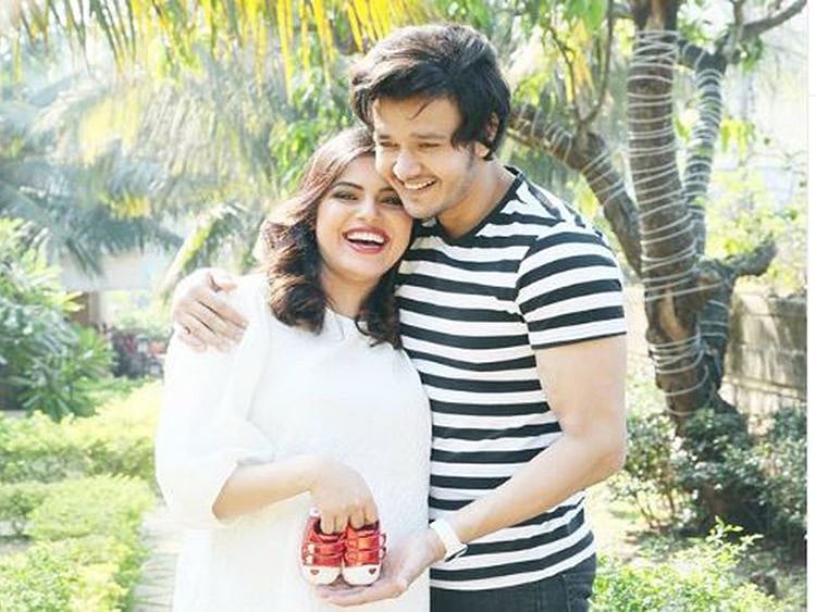 Shubhi Ahuja Aniruddh Dave 