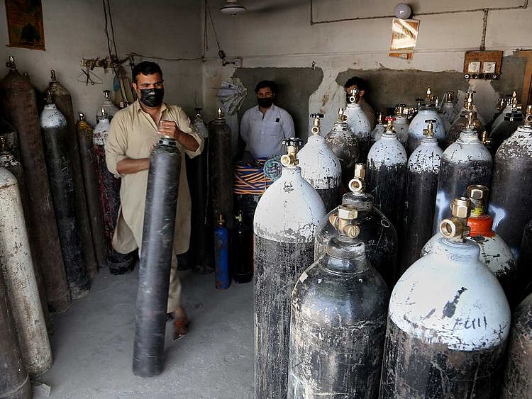 Pakistan covid oxygen